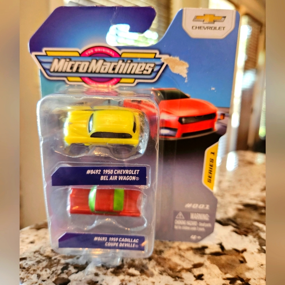 #001 Micro Machines Series 1 #001 # Rare, NWOT.